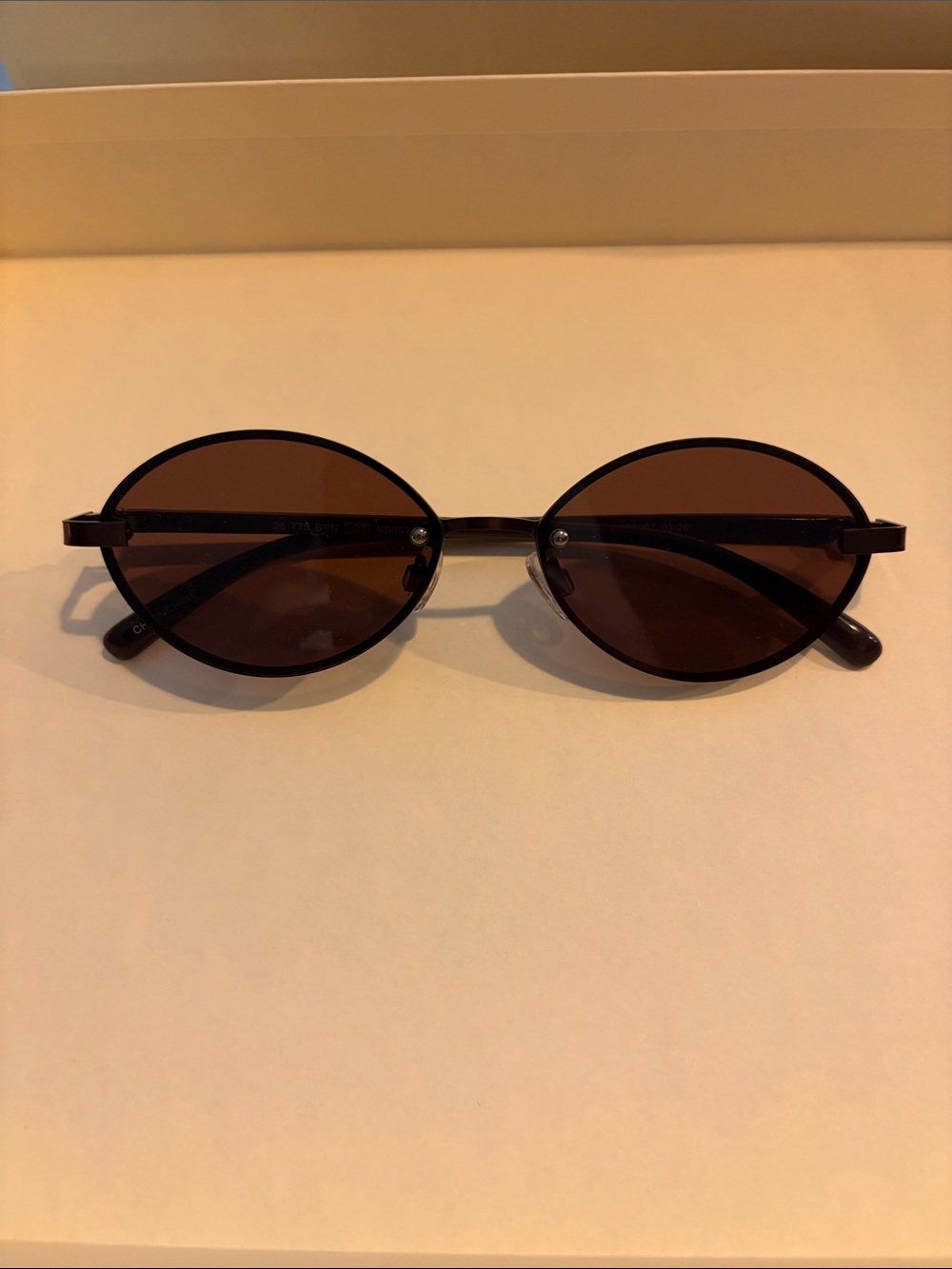 Classic Oval Women's Sunglasses in Dark Brown
